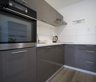 Pronájem bytu 1+kk a garsoniéry 35 m², Nechvílova 1829, Praha Chodov - Photo 4
