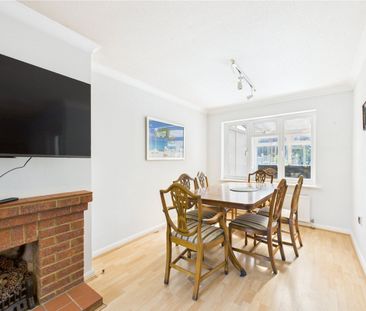 Gatcombe Close, Calcot, Reading, Berkshire, RG31 - Photo 4
