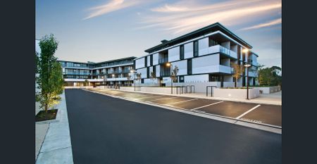 Contemporary 2 Bedroom 2 Bathroom Apartment within walking distance to Monash university and close to Monash hospital. - Photo 5