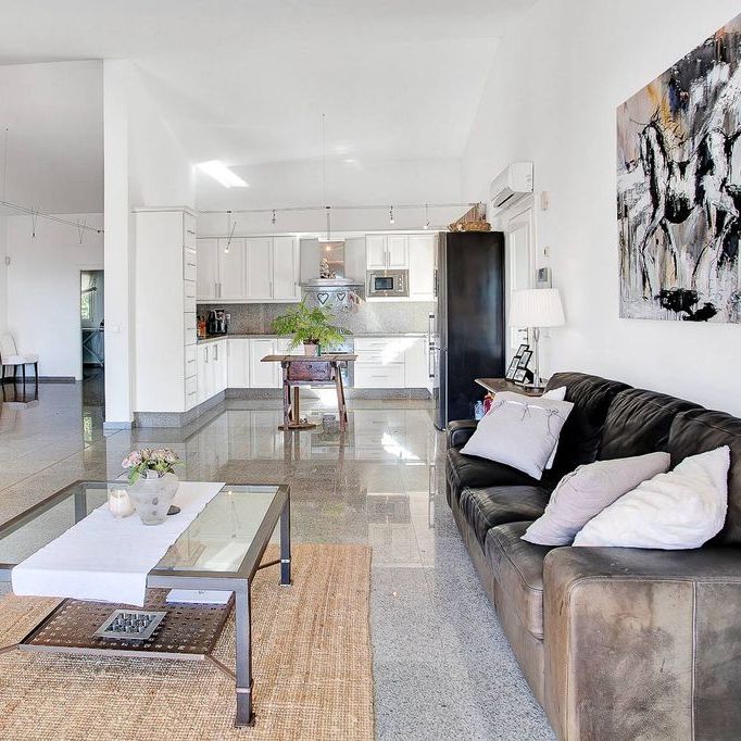 6 bedroom luxury Villa for rent in Marbella Del Este, Spain - Foto 1