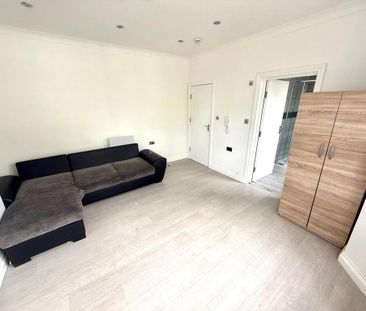 Studio to rent - Photo 4