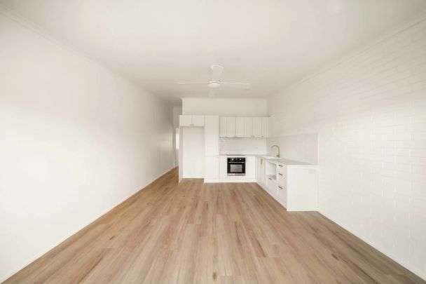 5/7 McNaughton Street, - Photo 1