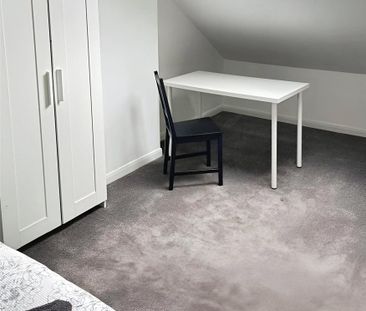 House share to rent - Photo 1