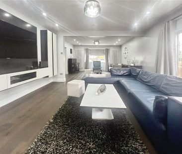 Parking to rent - Photo 4