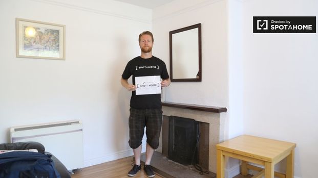 Charming 2-bedroom house to rent in North Central Area - Photo 1