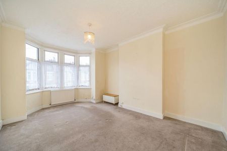 4 bedroom house to rent - Photo 3