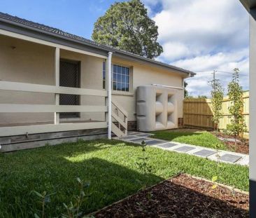 Charming Weatherboard Home - Photo 3
