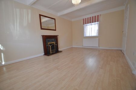 Elliman Avenue, Slough, Berkshire,SL2 - Photo 3