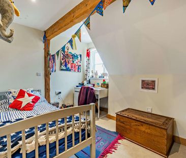 4 bedroom detached house to rent - Photo 4