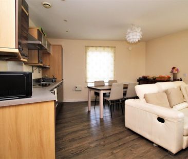 The Roperies, High Wycombe - Photo 1