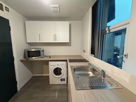 Oldgate, Huddersfield - Photo 3