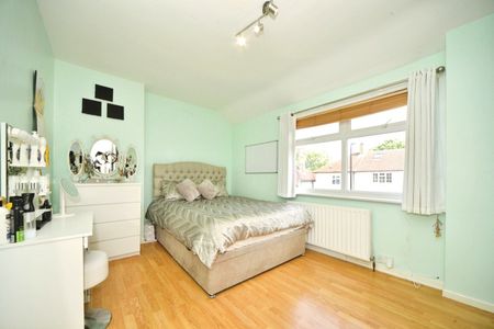 2 Bed Terraced House, Lamerock Road, BR1 - Photo 5