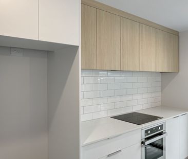 Townhouse Living - Photo 6