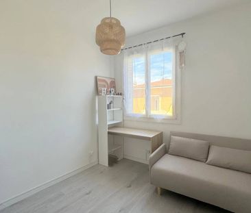 T3 meublé 1er ETG ascenseur - Photo 2