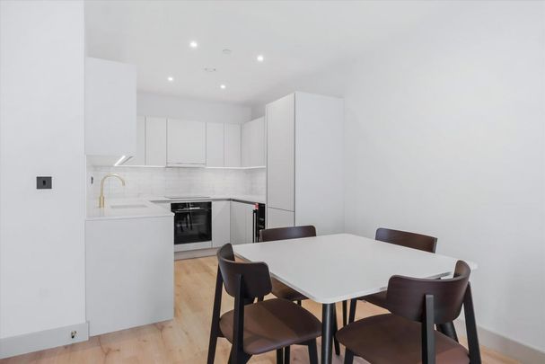 2 bedroom flat to rent - Photo 1