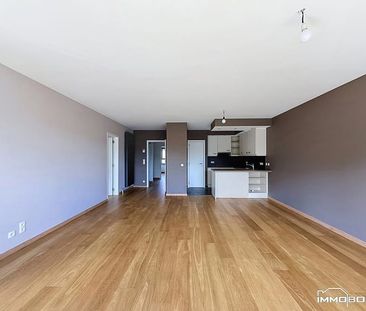 Appartement te huur - foto 2