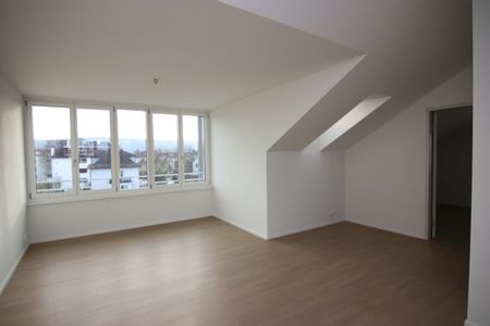 APPARTEMENT MODERNE EN POSITION CENTRALE - Foto 2