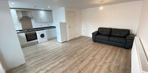 1 Bed Student Accommodation - Photo 2