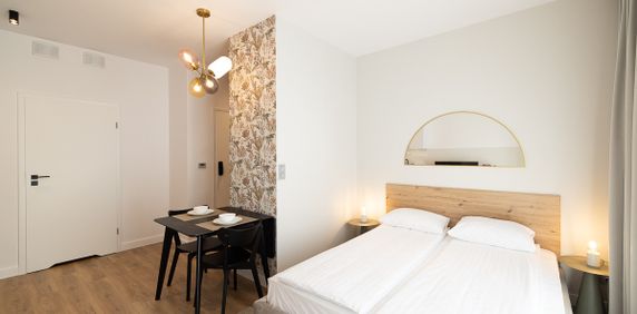 Warszawa, Mokotów, Siekierki, Bartycka - Photo 2