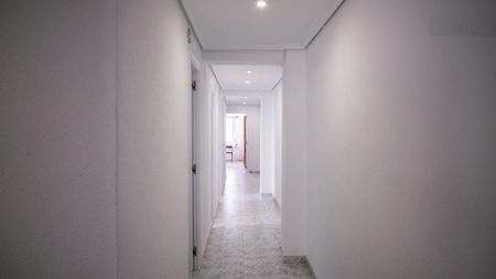 Carrer Germans Villalonga, Valencia, Valencian Community 46020 - Photo 4