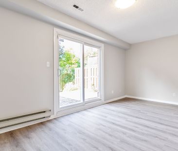 For Lease - 1550 REEVES Gate Unit# 12, Oakville, Ontario - Photo 4