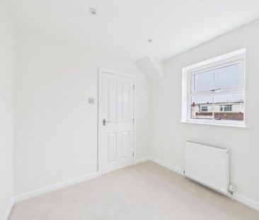 3 bedroom detached house to rent - Photo 6