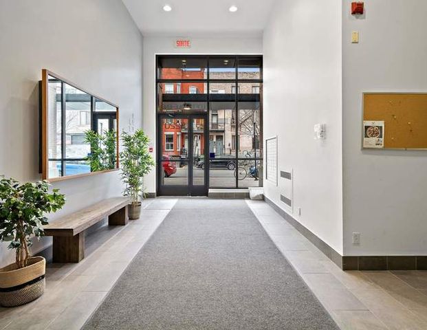 Lofts Mile-End | 5220 Rue Jeanne-Mance, Montreal - Photo 1