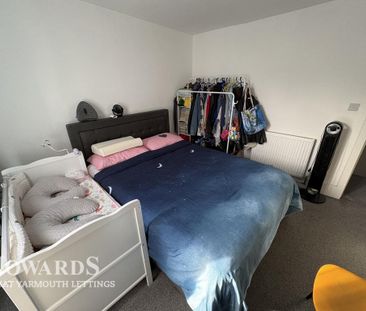 2 bedroom terraced house to rent - Photo 4