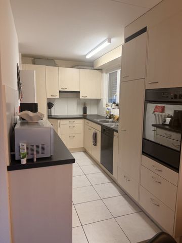 3.5 Zimmer, 74 m², 1. Stock - Foto 3