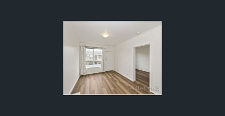 Light and Bright - Photo 5