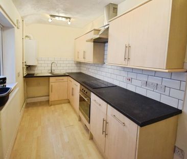 2 bedroom terraced house to rent - Photo 5