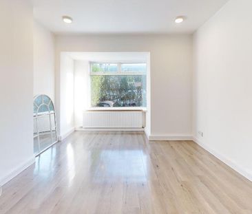 2 bedroom semi-detached house to rent - Photo 2