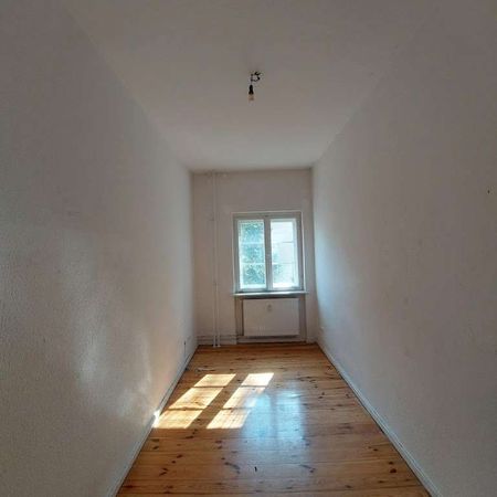 3-Zimmer-Wohnung mit Loggia und viel Potenzial wartet auf neue Mieter! - Photo 3