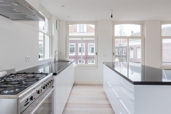 Te huur: Appartement Ferdinand Bolstraat 60 C in Amsterdam - Foto 1