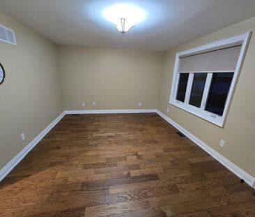 For Lease - 12020 Woodbine Avenue, Whitchurch-Stouffville, Ontario - Photo 2