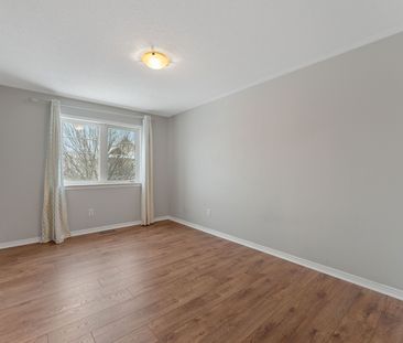 For Lease - 224 Harthill Way, Barrhaven, Ontario - Photo 6