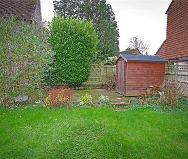 3 bedroom semi-detached house to rent - Photo 4