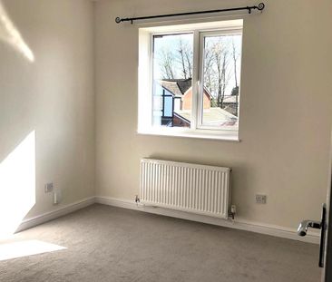 2 bedroom semi-detached house to rent - Photo 2