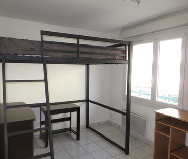 Location Appartement 1 pièce 35m² - Photo 3