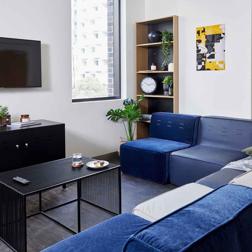 4 Bedroom Ensuite, King Single Bed - Photo 1