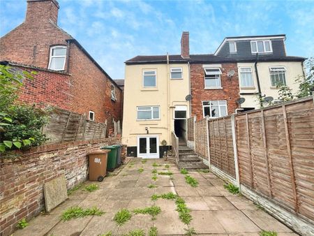 2 bedroom terraced house to rent - Photo 4