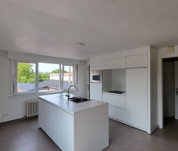 Appartement met 2 slaapkamers + garage - Photo 4