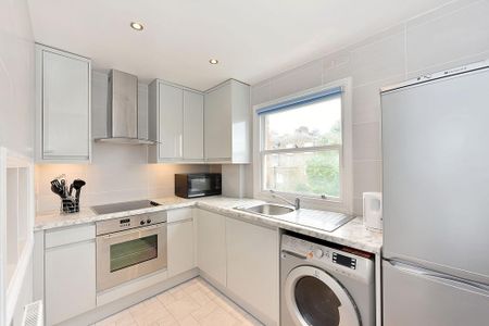 2 bedroom flat to rent - Photo 5