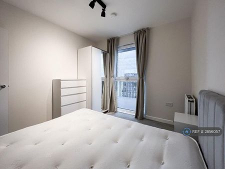 2 bedroom flat to rent - Photo 5