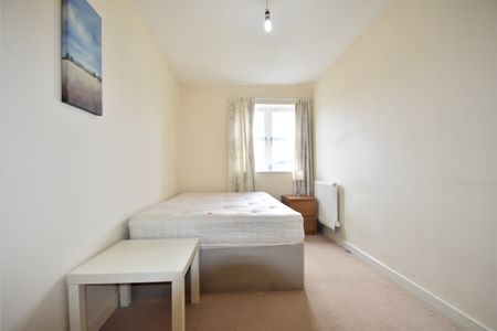 2 bedroom apartment to rent - Photo 2