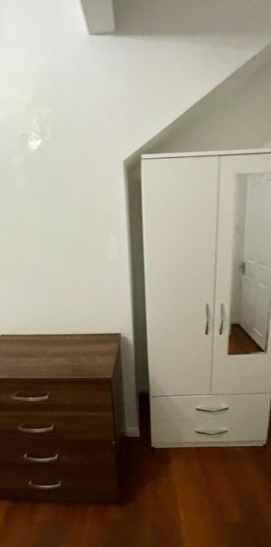 Room in a Shared Flat, Ingram Road, CR7 - Photo 1