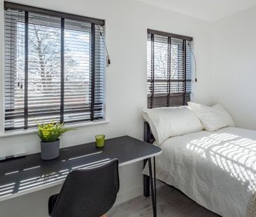 6 bedroom house to rent - Photo 1