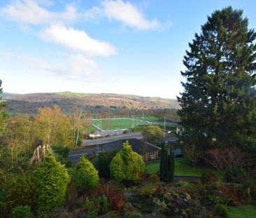 5 bedroom semi-detached house to rent - Photo 2