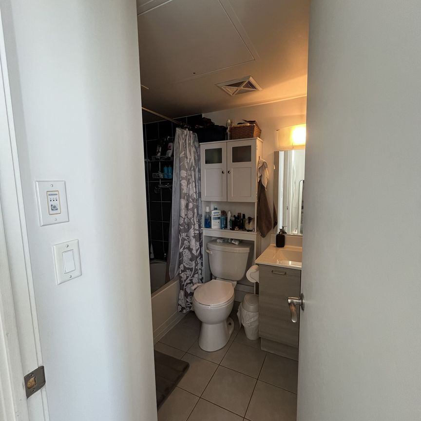 For Lease - 20 Joe Shuster Way Unit# 1212, Toronto, Ontario - Photo 1