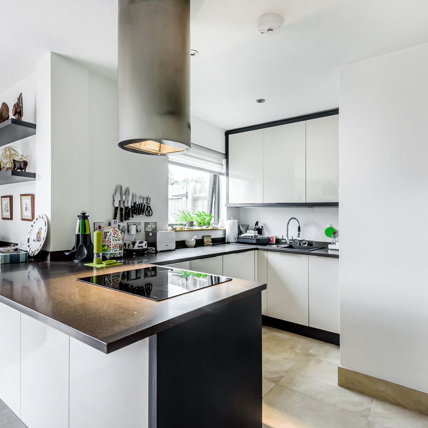Gosport Street, Lymington, SO41 flat to rent - Photo 1